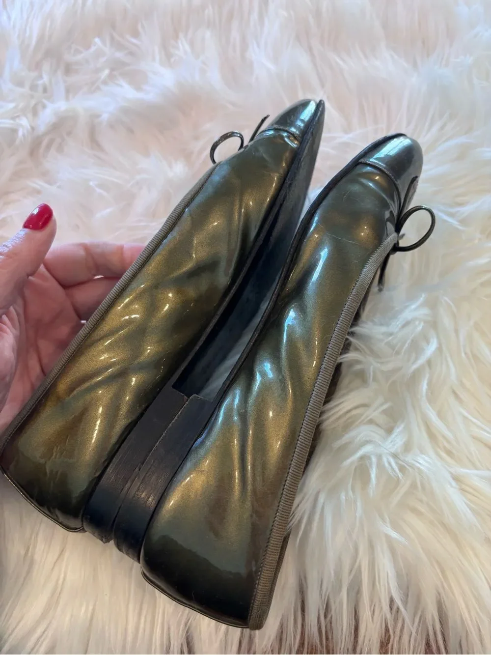 Vintage CHANEL Olive Green Leather Ballet Flats with Bow and CC Logo